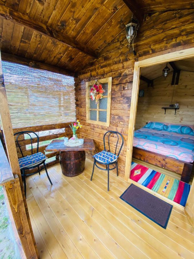 Camping In Clisura Dunarii Eselnita Luaran gambar