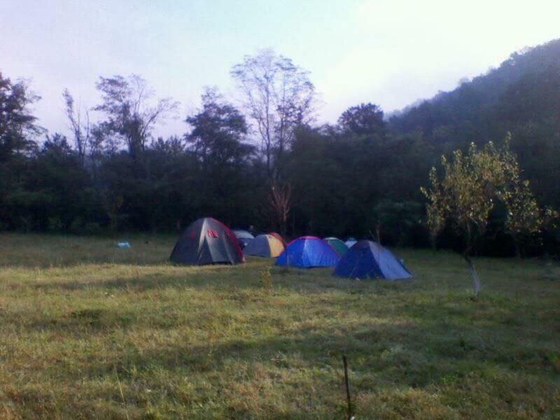 Camping In Clisura Dunarii Eselnita Luaran gambar