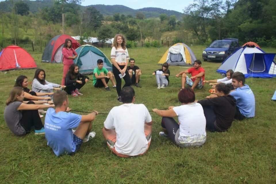 Camping In Clisura Dunarii Eselnita Luaran gambar