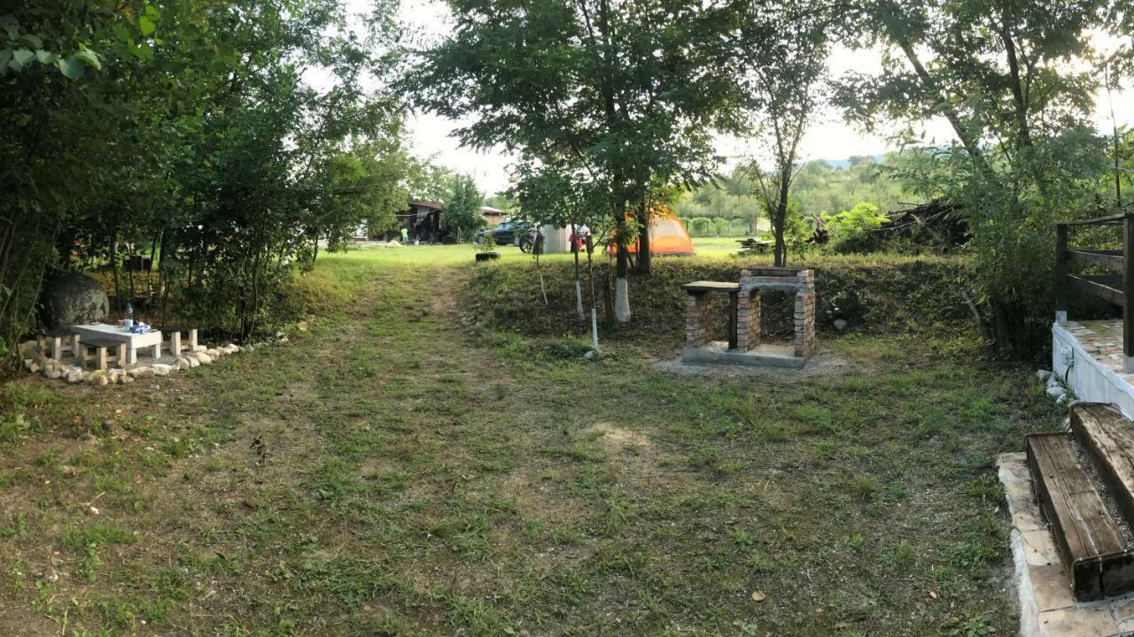 Camping In Clisura Dunarii Eselnita Luaran gambar